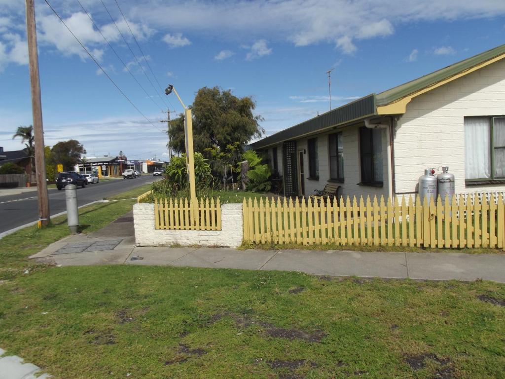 Lakes Entrance Holiday Units Exterior photo